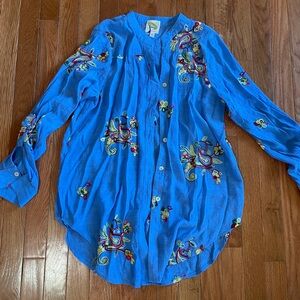 Fig and Flower Blue Embroidered Top